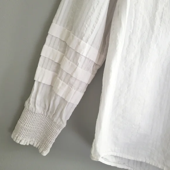 Rails Caterina Top in Powder White, Size Medium - Picture 10 of 16